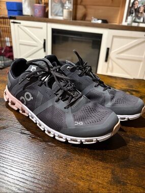 On Running Women's Gray and Pink Running Shoes